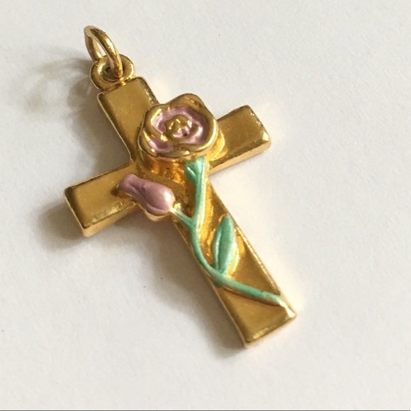AVON Gold Cross Pendant with Roses No Chain - Picture 1 of 6